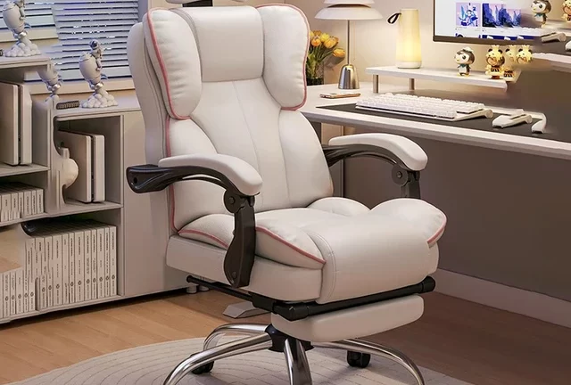 Explore the Brilliant Colors in the “Stranger Things” Poster