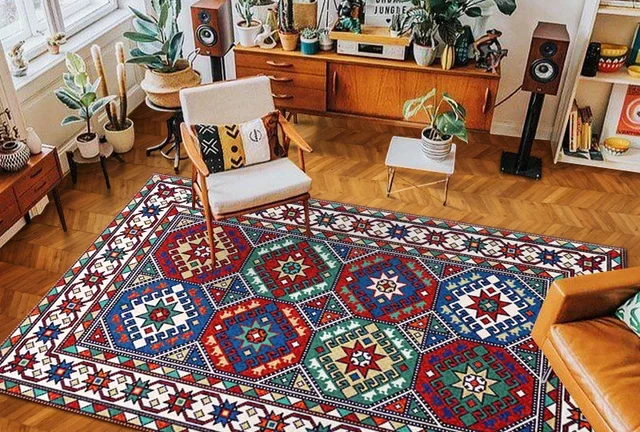 The Versatility of Large Mirrors: From Classic to Contemporary