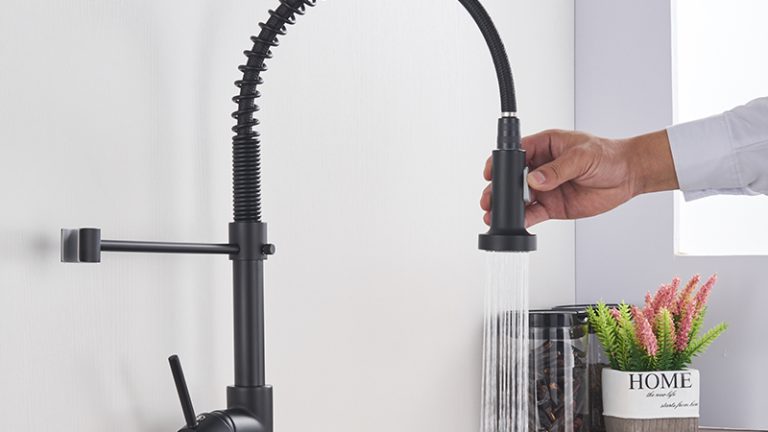 Guide to How to Change Kitchen Sink Faucet