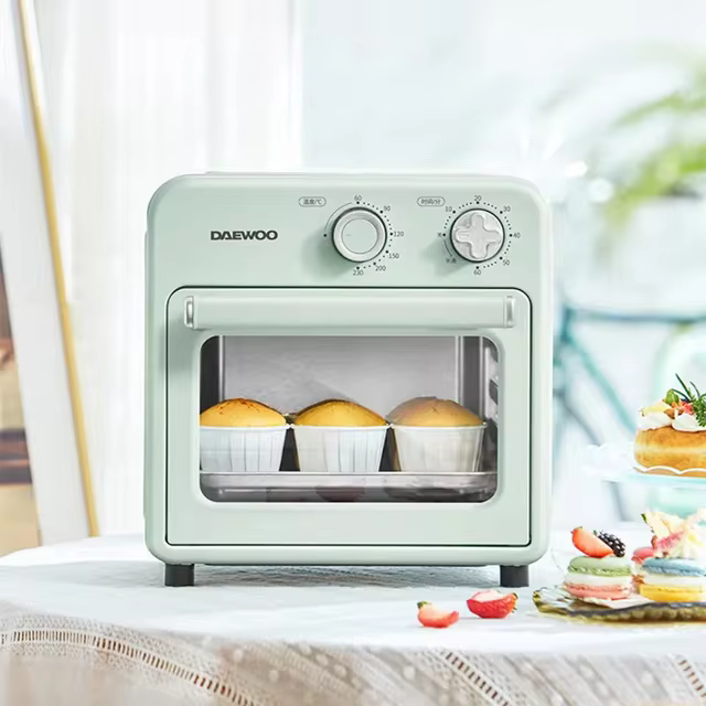 Garden Tools: Flat Shovel Selection Guide for Gardeners