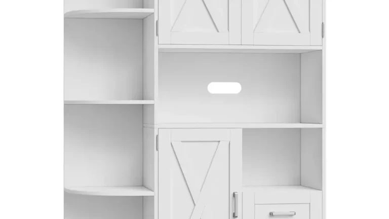 Tips of How to Hang Wreaths on Kitchen Cabinets