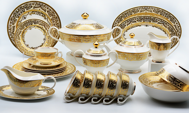 Eco-Friendly Gold Tableware: A Trendy Choice in 2025
