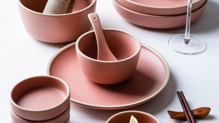 The Ultima Guide to Japanese Tableware Trends to Watch in 2025